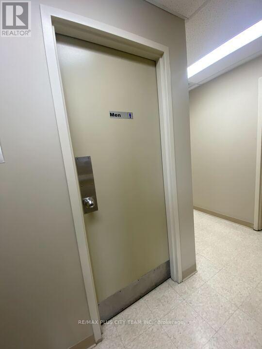 202 - 10132 Yonge Street, Richmond Hill, Ontario  L4C 1T6 - Photo 10 - N12670026