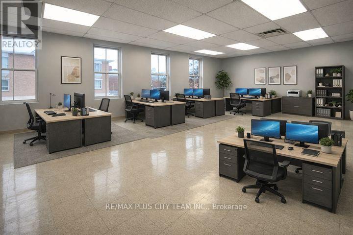 202 - 10132 Yonge Street, Richmond Hill, Ontario  L4C 1T6 - Photo 3 - N12670026