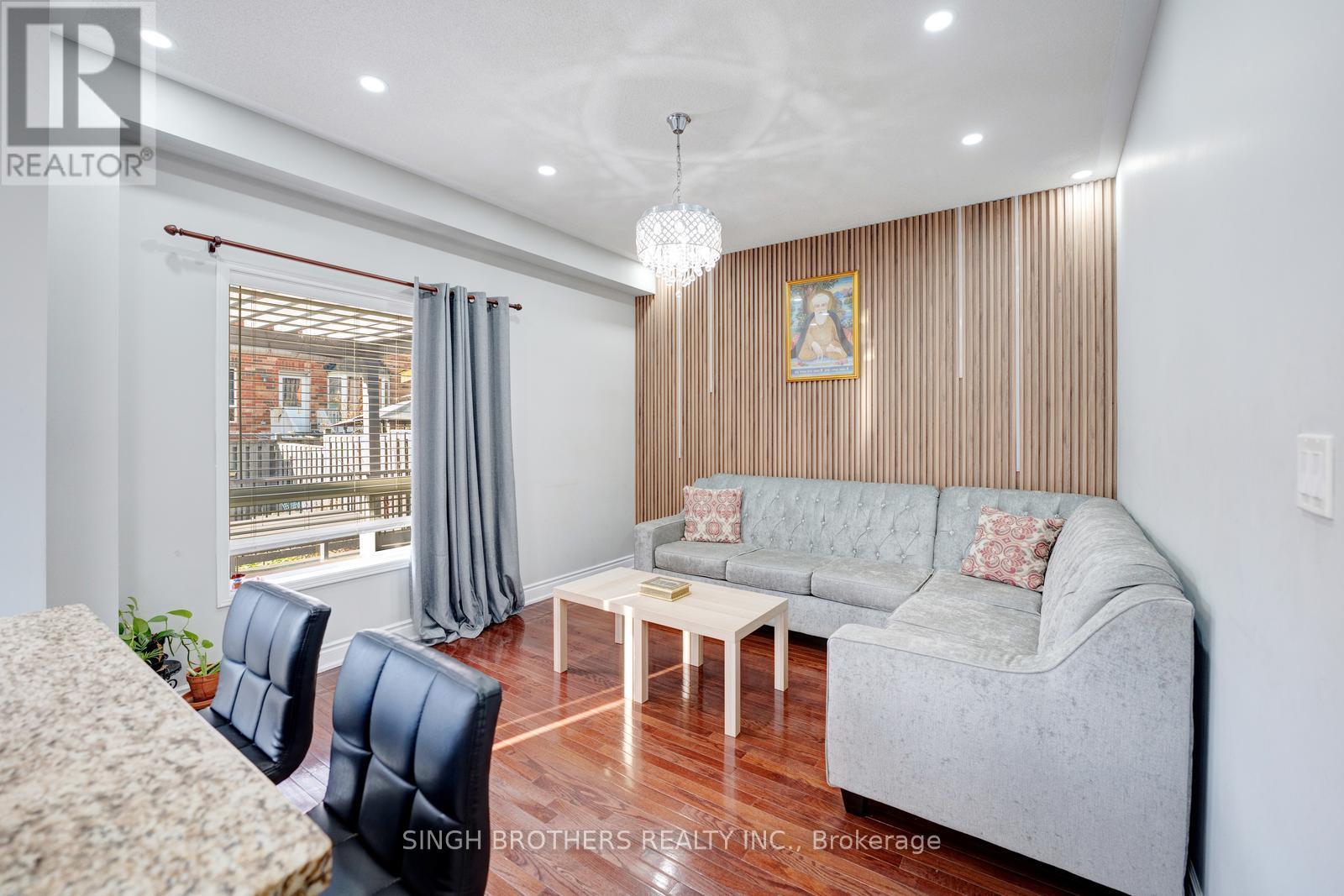 28 Jordensen Drive, Brampton, Ontario  L6X 0T2 - Photo 16 - W12672440