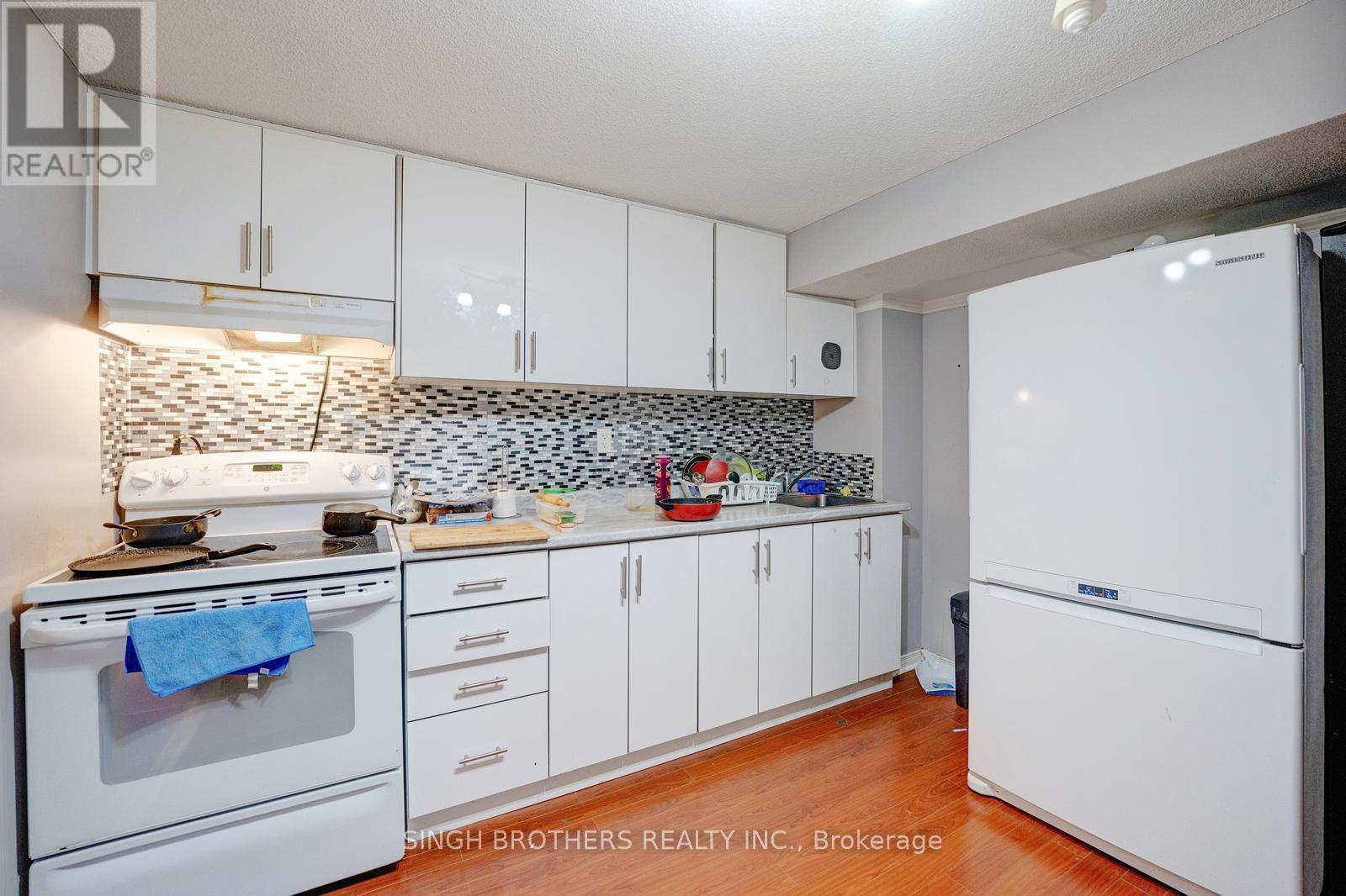 28 Jordensen Drive, Brampton, Ontario  L6X 0T2 - Photo 41 - W12672440