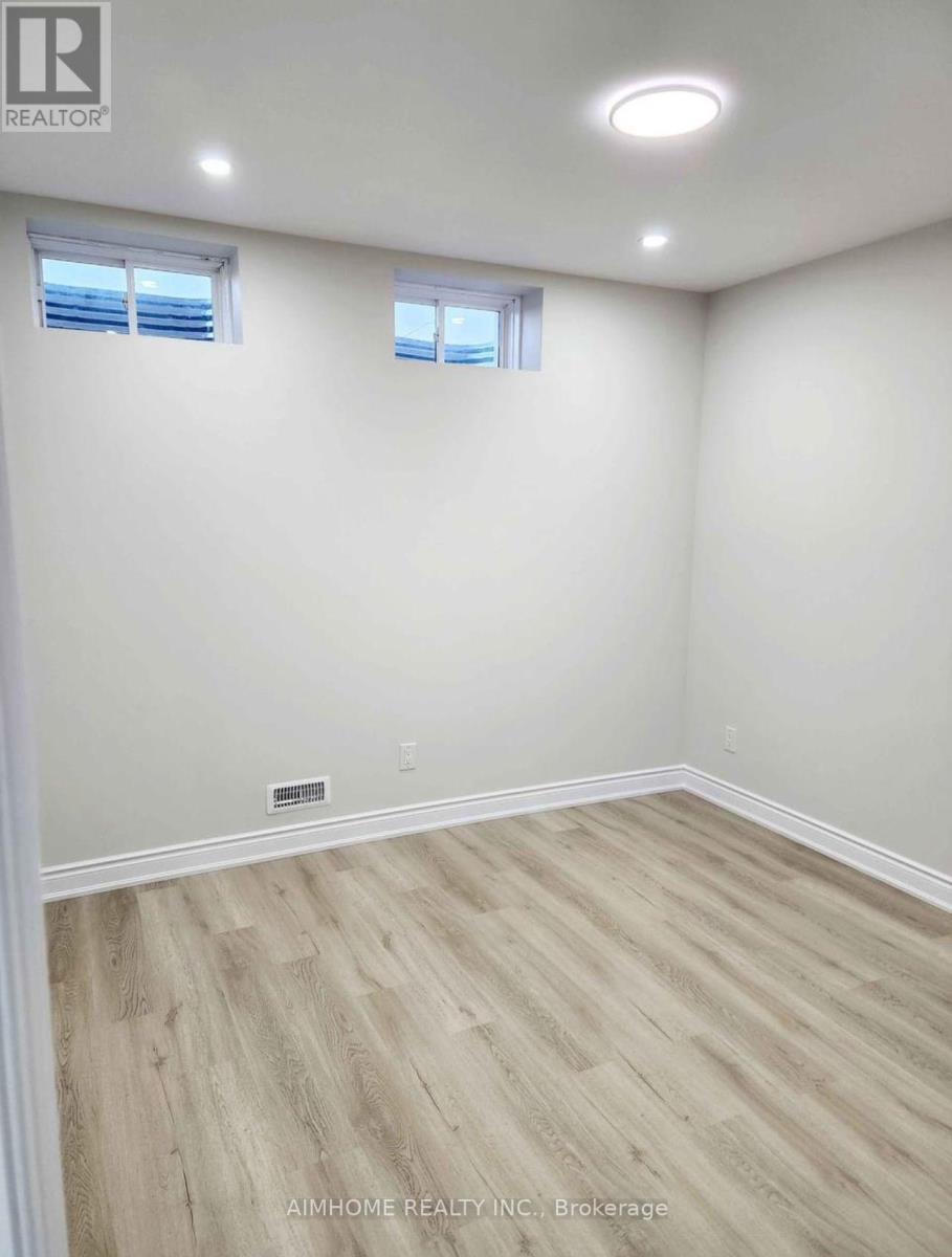 Basement - 4 Flagg Avenue, Brant, Ontario  N3L 0K2 - Photo 11 - X12669952