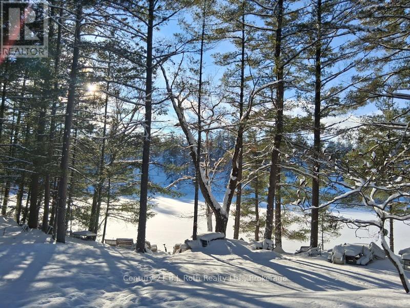 1112 SAM COOK ROAD, Gravenhurst, Ontario