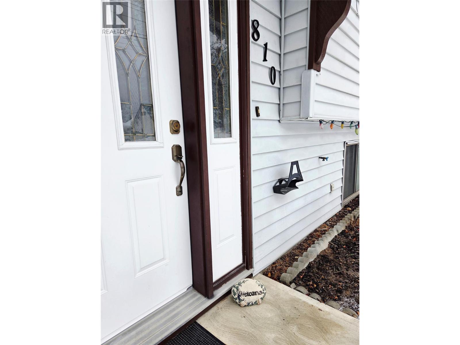 810 6th Avenue, Kimberley, British Columbia V1A 2W3 - Photo 3 - 10372098