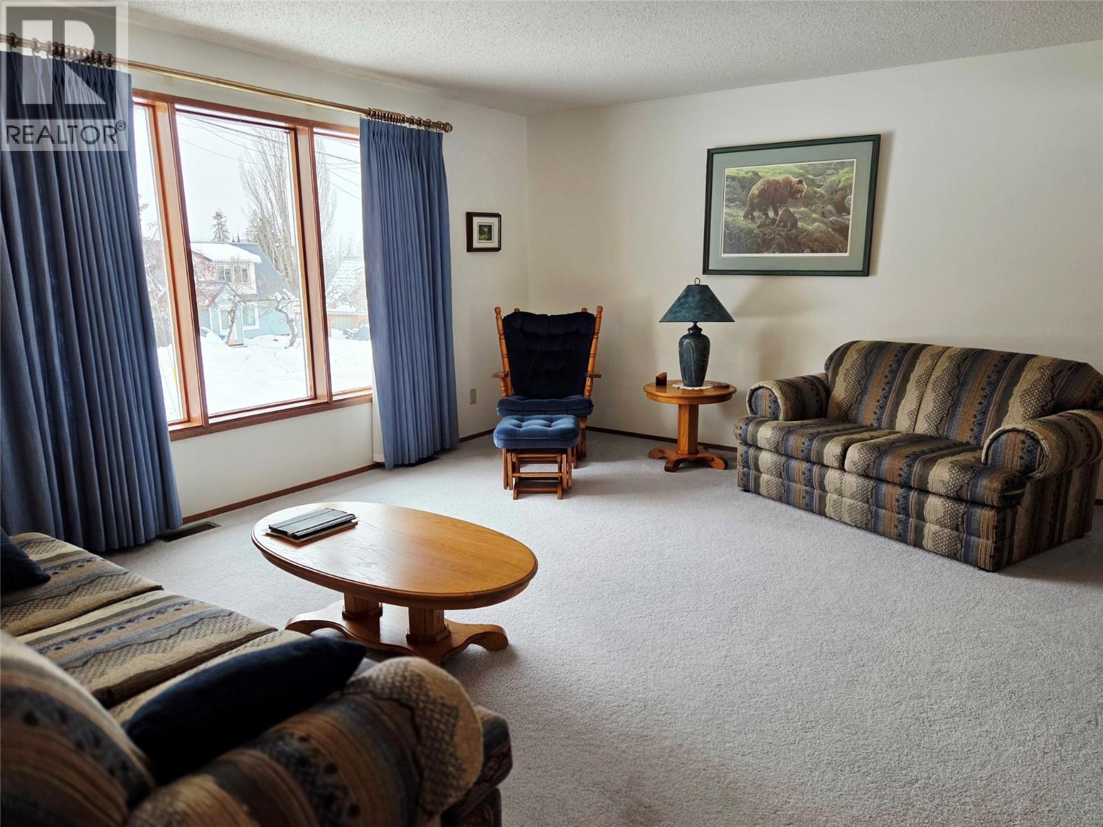 810 6th Avenue, Kimberley, British Columbia V1A 2W3 - Photo 4 - 10372098