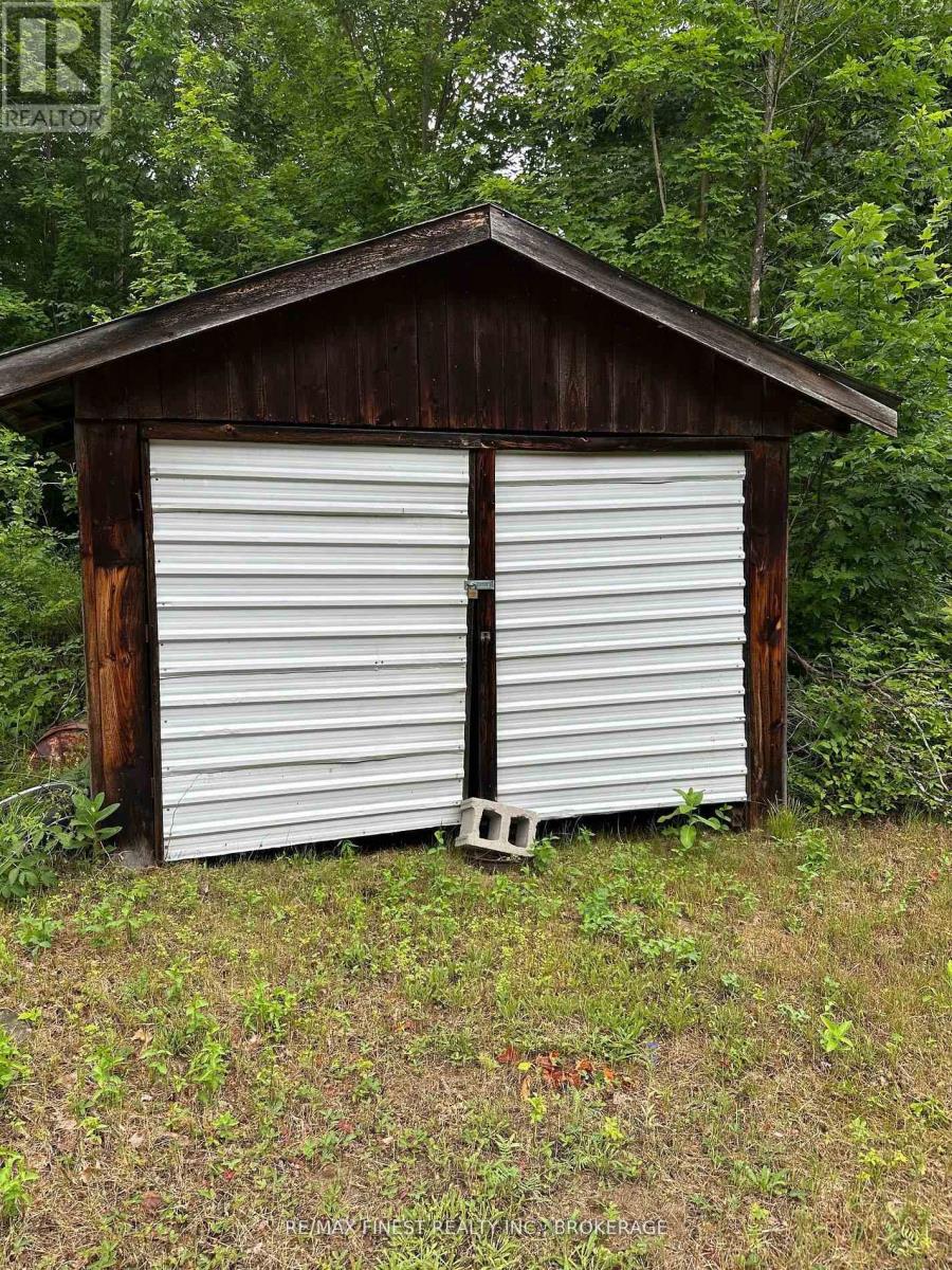 1042 St Pierre Road, Frontenac, Ontario  K0H 2C0 - Photo 7 - X12672924