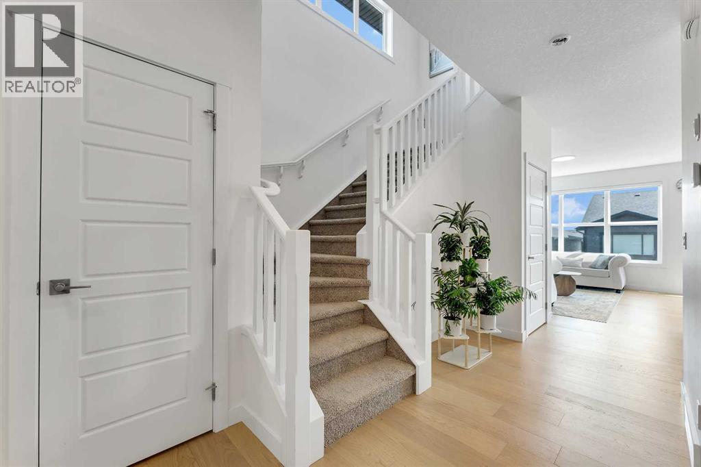 172 Precedence Hill, Cochrane, Alberta  T4C 2T6 - Photo 17 - A2273598