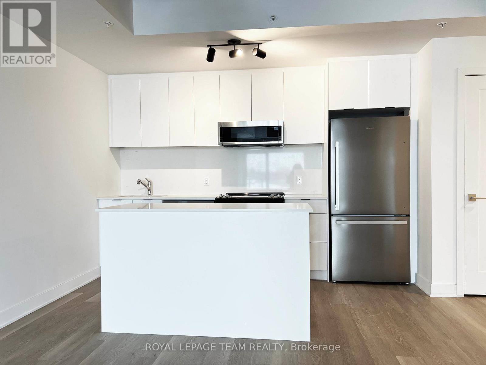 B402 - 1655 Carling Avenue, Ottawa, Ontario  K2A 4H9 - Photo 3 - X12672952