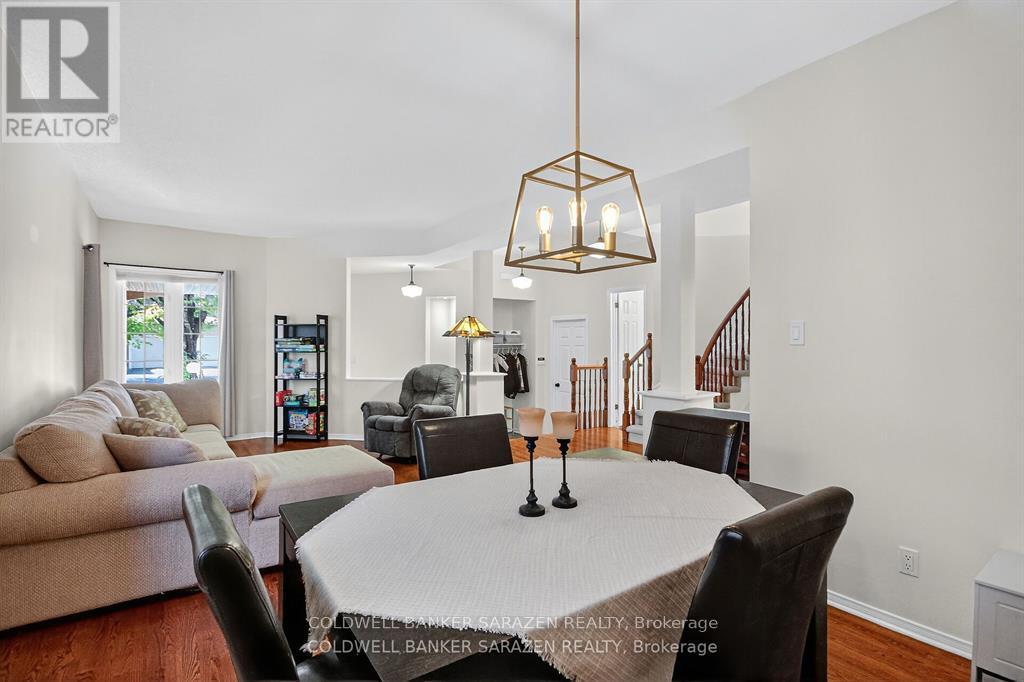 7 Whitechapel Crescent, Ottawa, Ontario  K1S 3G7 - Photo 12 - X12672974