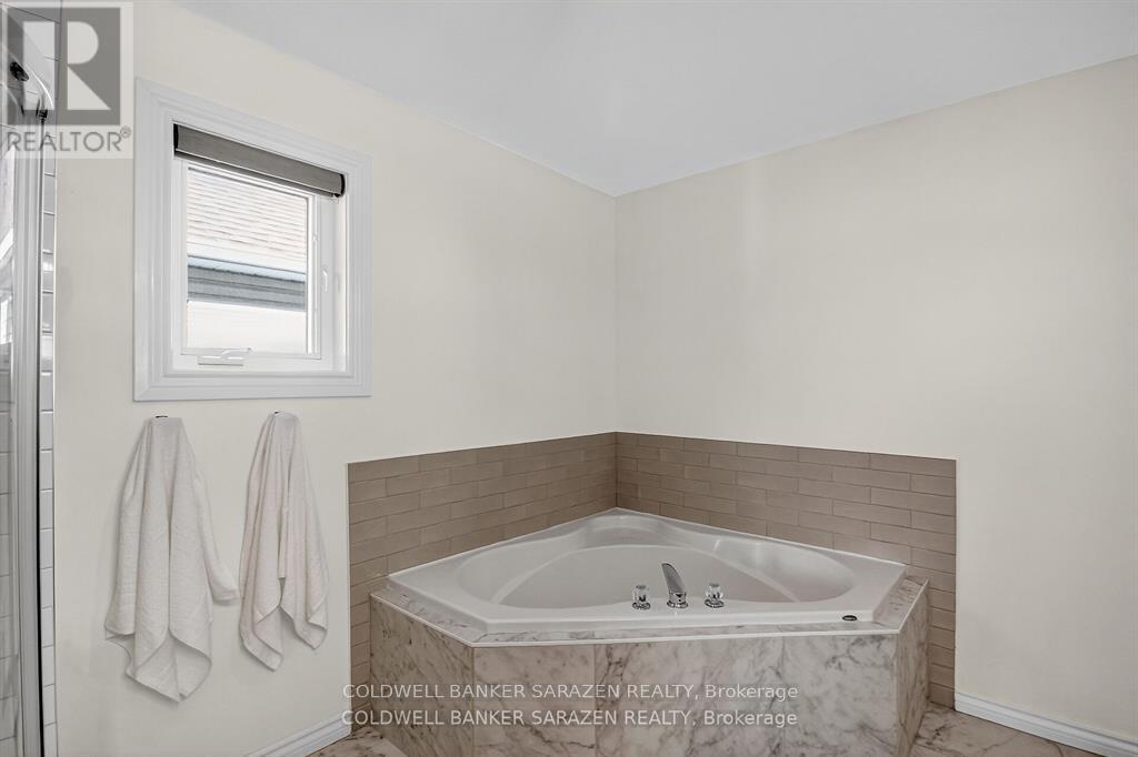 7 Whitechapel Crescent, Ottawa, Ontario  K1S 3G7 - Photo 44 - X12672974