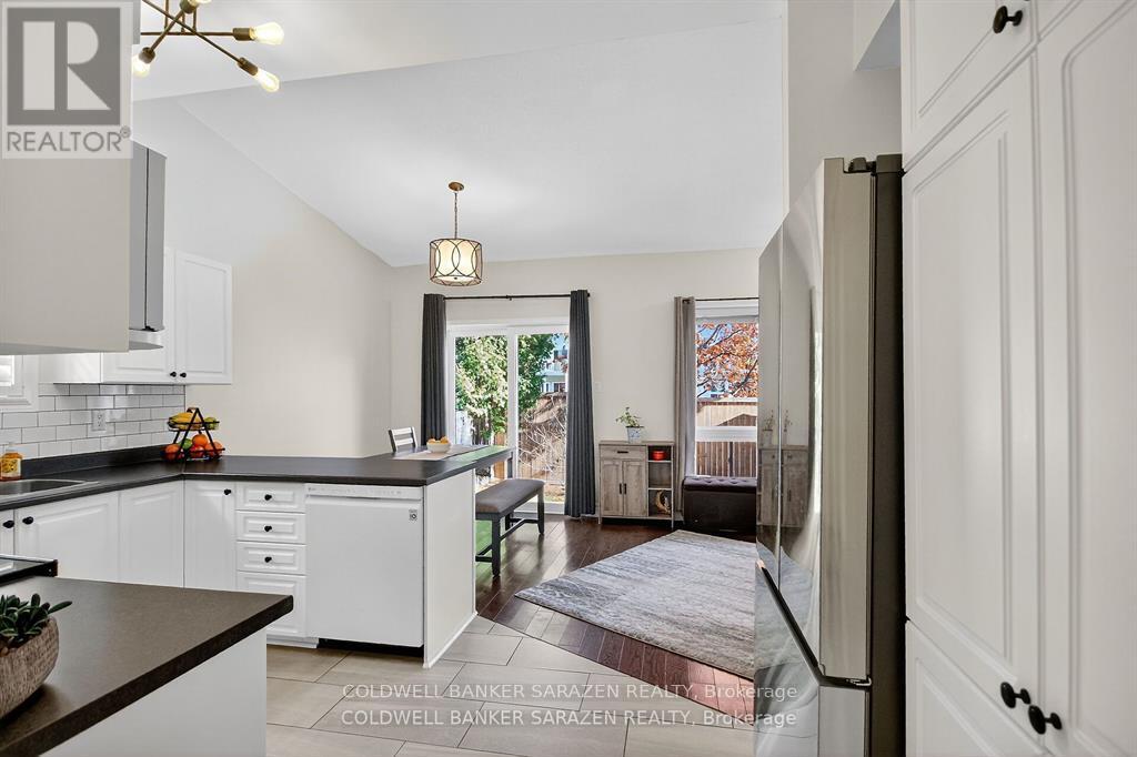 7 Whitechapel Crescent, Ottawa, Ontario  K1S 3G7 - Photo 47 - X12672974