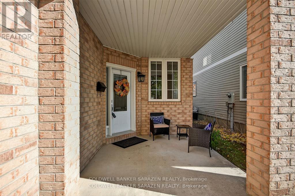 7 Whitechapel Crescent, Ottawa, Ontario  K1S 3G7 - Photo 5 - X12672974