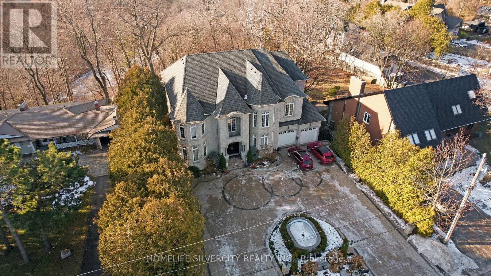 492 Rougemount Drive, Pickering, Ontario  L1W 2B9 - Photo 2 - E12671482