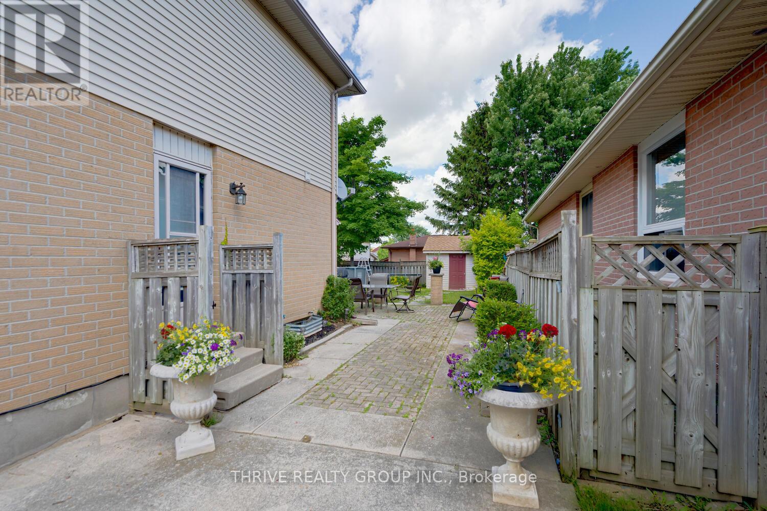 74 Erica Crescent, London South, Ontario  N6E 3P5 - Photo 30 - X12672226