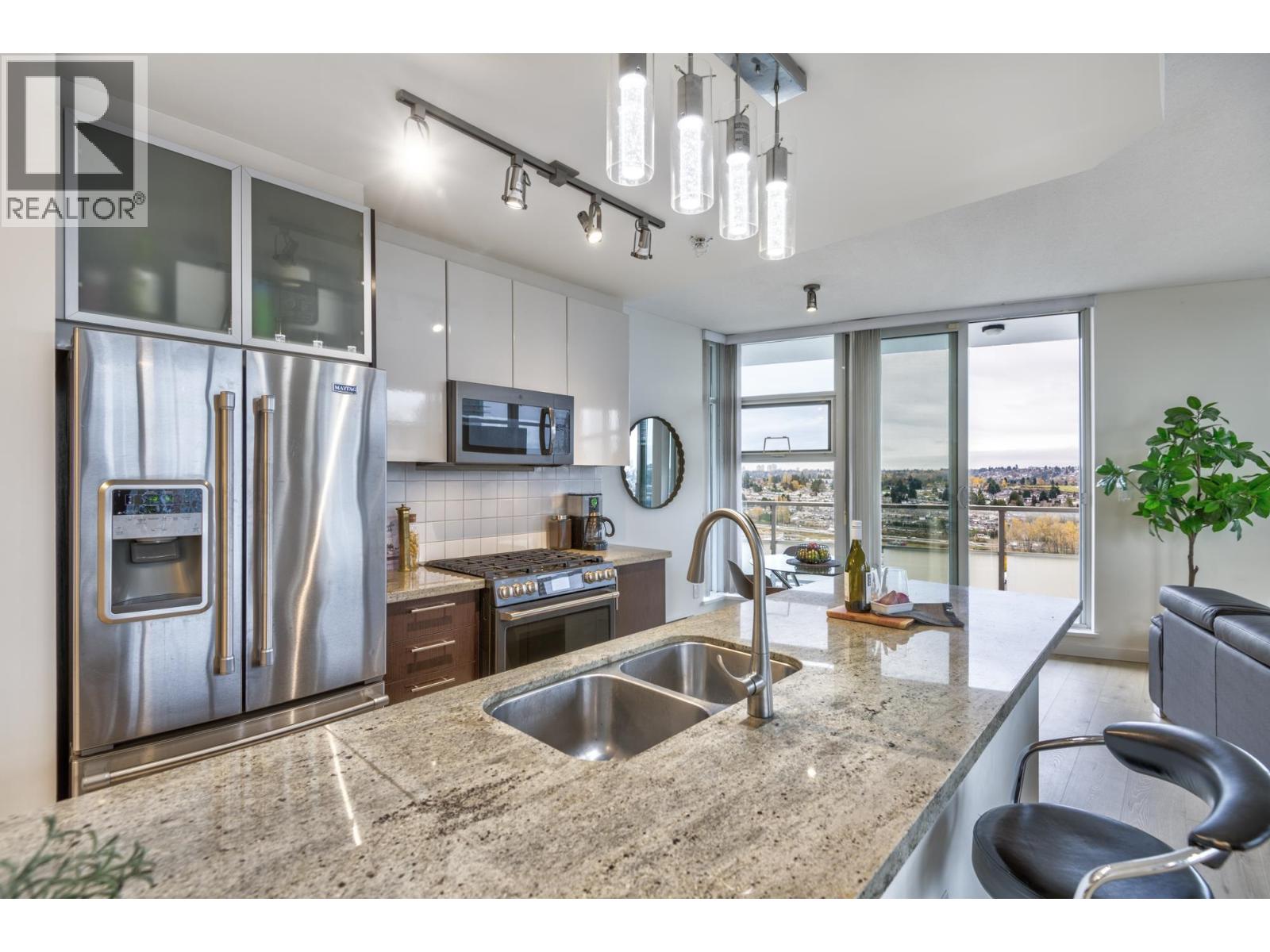 3005 2289 Yukon Crescent, Burnaby, British Columbia  V5C 0B2 - Photo 9 - R3076971