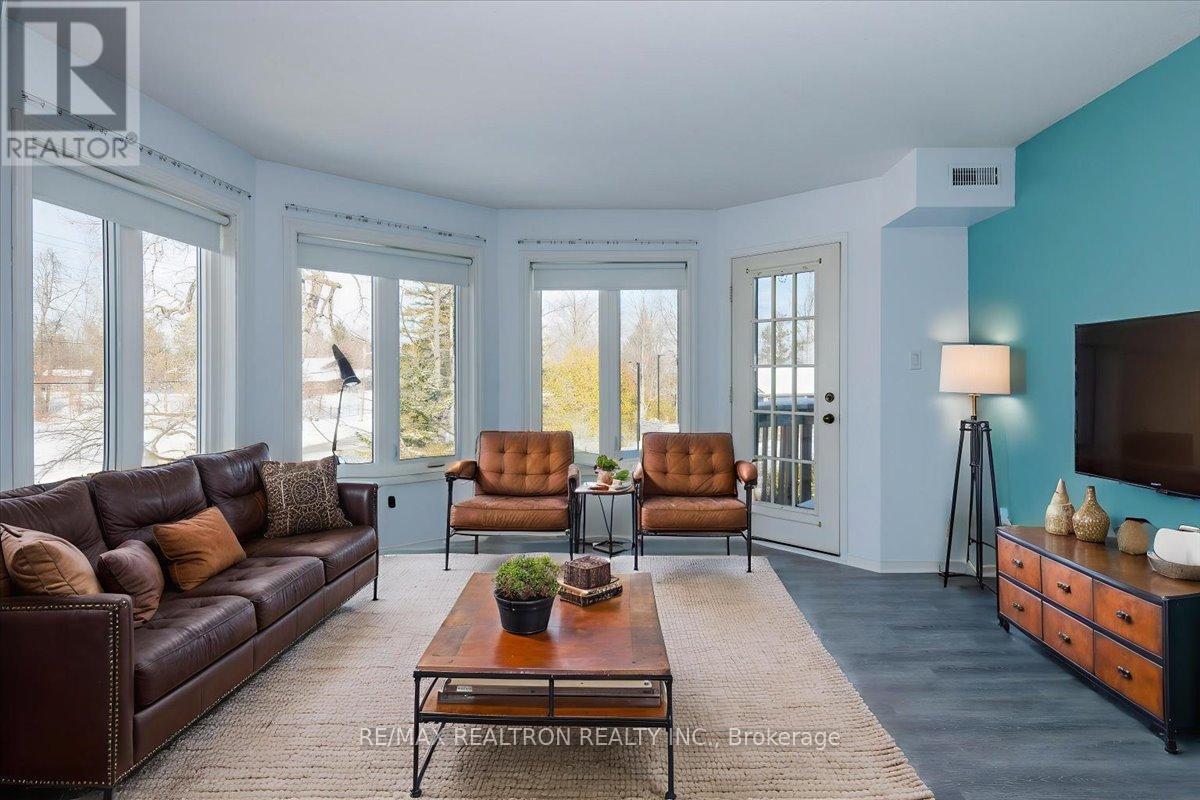 302 - 492 Laclie Street, Orillia, Ontario  L3V 7V2 - Photo 5 - S12656354