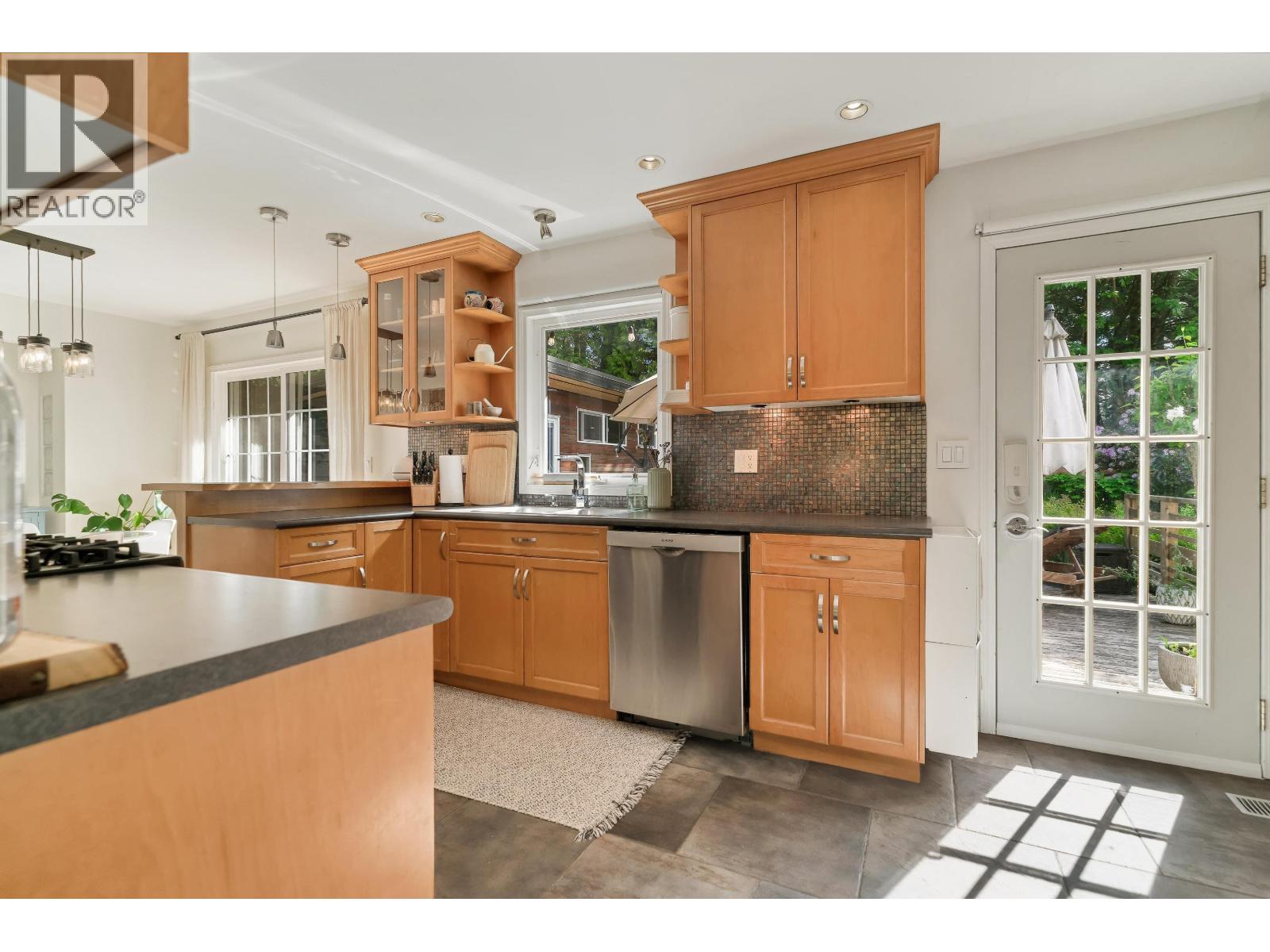 960 Thermal Drive, Coquitlam, British Columbia  V3J 6S1 - Photo 13 - R3076940