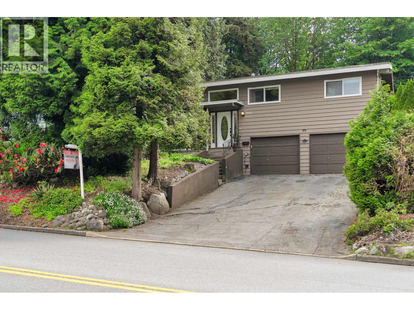 960 Thermal Drive, Coquitlam, British Columbia  V3J 6S1 - Photo 2 - R3076940