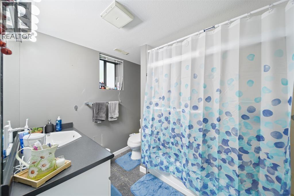 1516 Whitebark Place, Coquitlam, British Columbia  V3E 2V8 - Photo 32 - R3076953