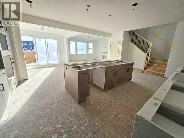 63 Creekside Path Sw, Calgary, Alberta  T2X 5V9 - Photo 3 - A2270443