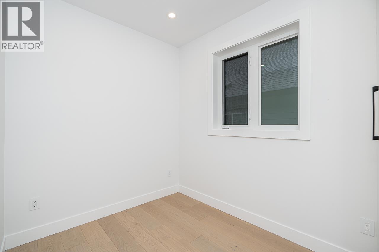 2 2753 Nanaimo Street, Vancouver, British Columbia  V5N 5E9 - Photo 16 - R3076722