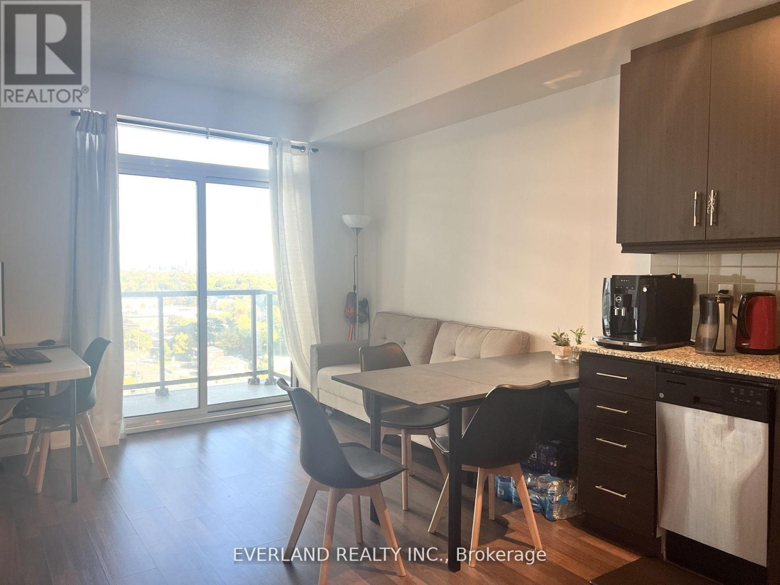 1512 - 68 Canterbury Place, Toronto, Ontario  M2N 2N1 - Photo 2 - C12672944