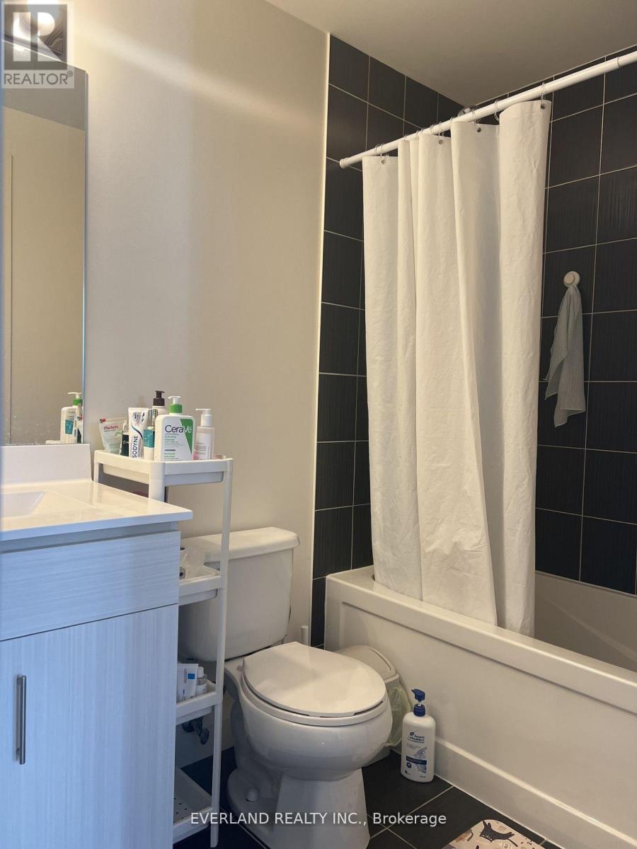 1512 - 68 Canterbury Place, Toronto, Ontario  M2N 2N1 - Photo 6 - C12672944