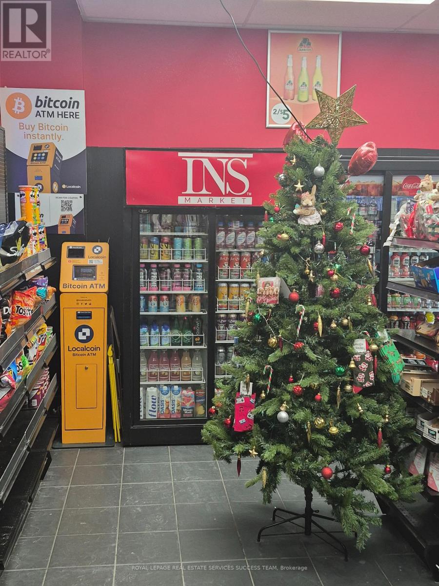 3 - 148 Spadina Avenue, Toronto, Ontario  M5V 2L8 - Photo 3 - C12672956