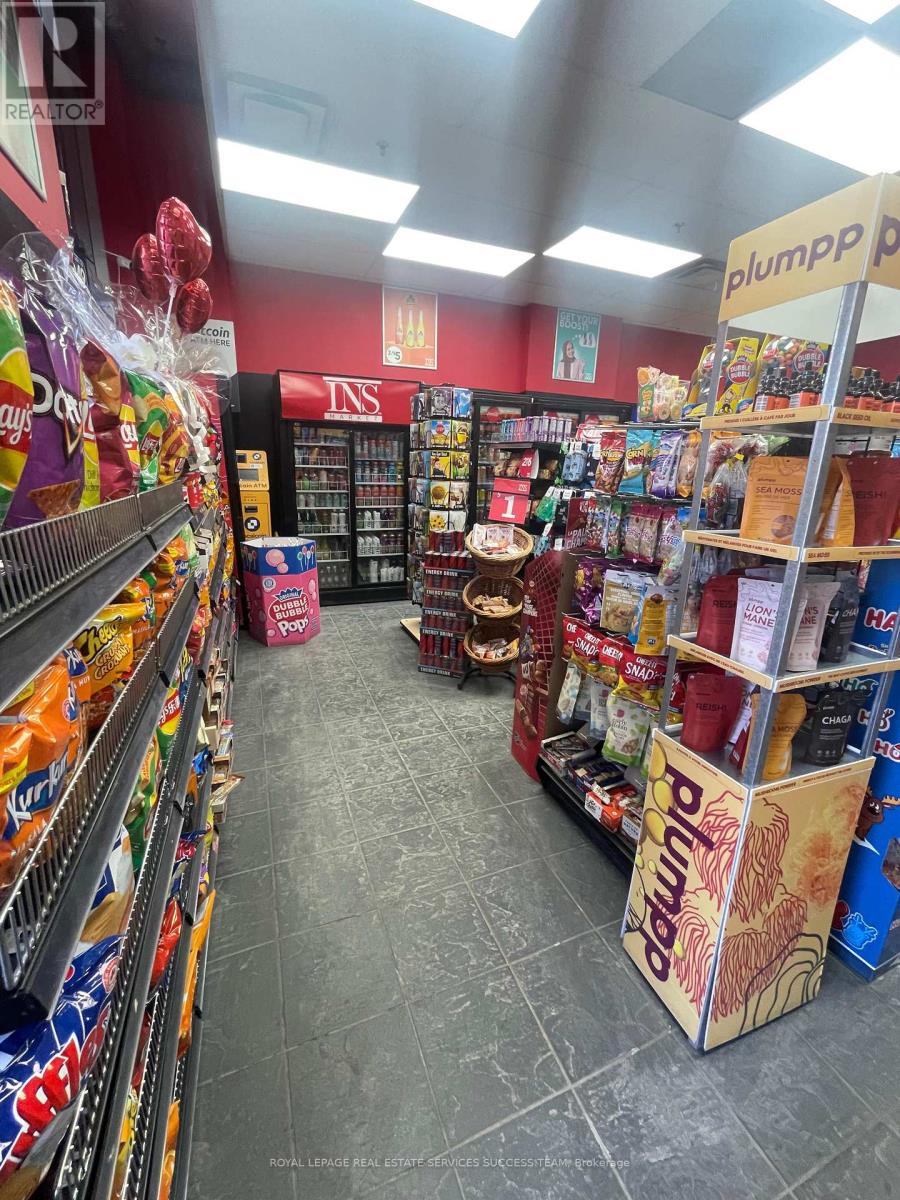 3 - 148 Spadina Avenue, Toronto, Ontario  M5V 2L8 - Photo 5 - C12672956