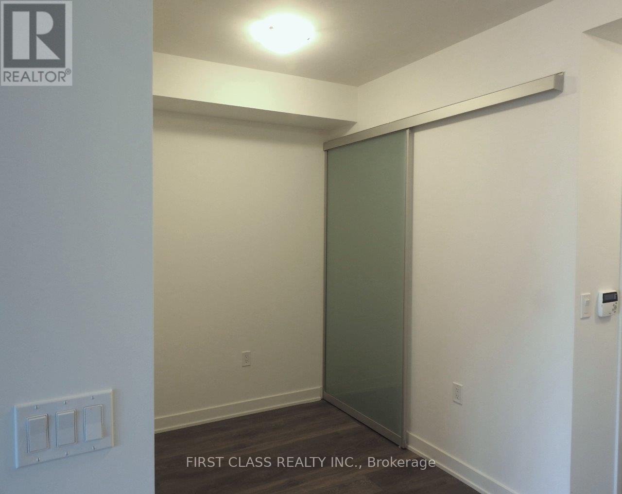 1211 - 99 Broadway Avenue, Toronto, Ontario  M4P 0E4 - Photo 11 - C12672980