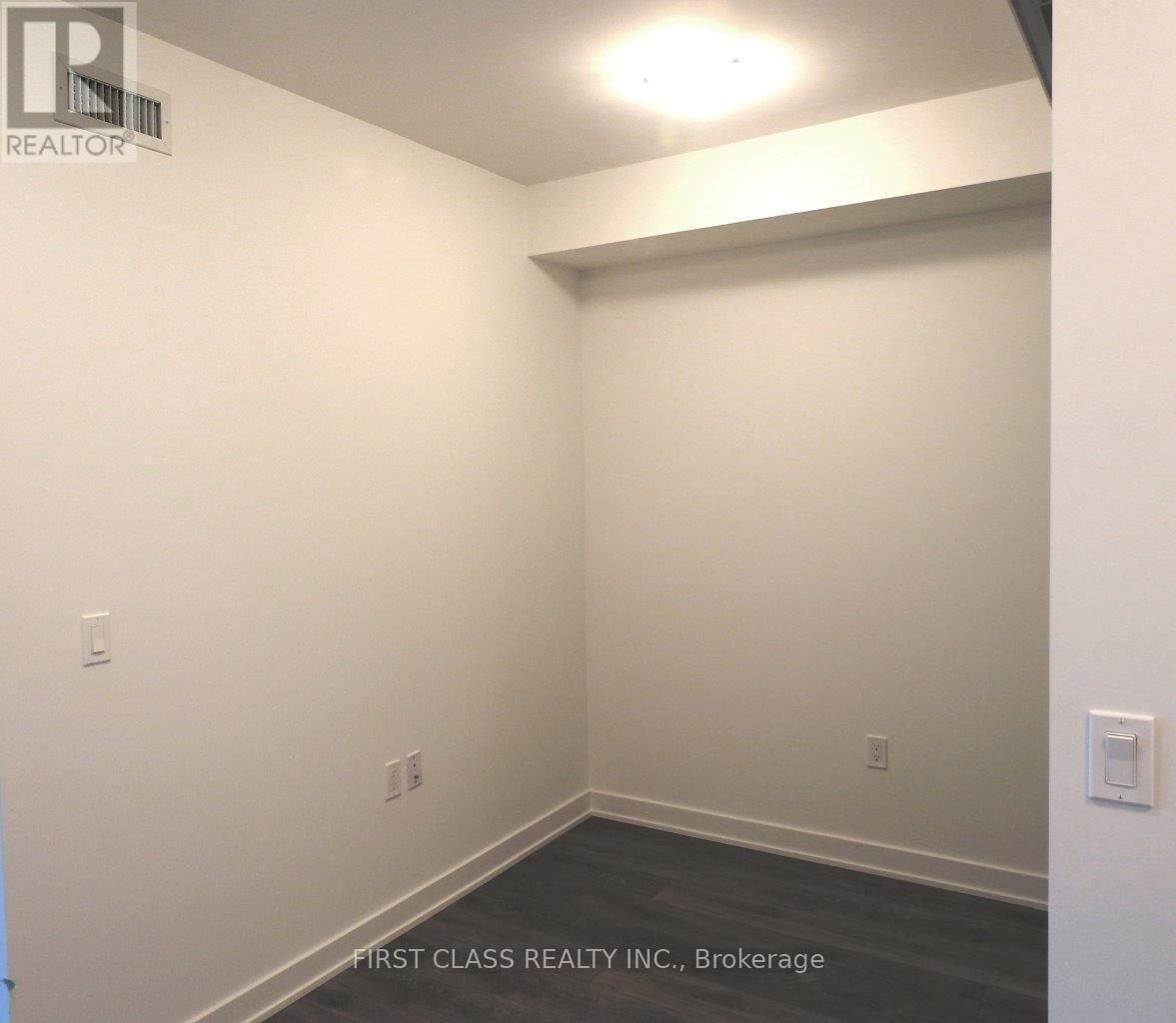 1211 - 99 Broadway Avenue, Toronto, Ontario  M4P 0E4 - Photo 12 - C12672980