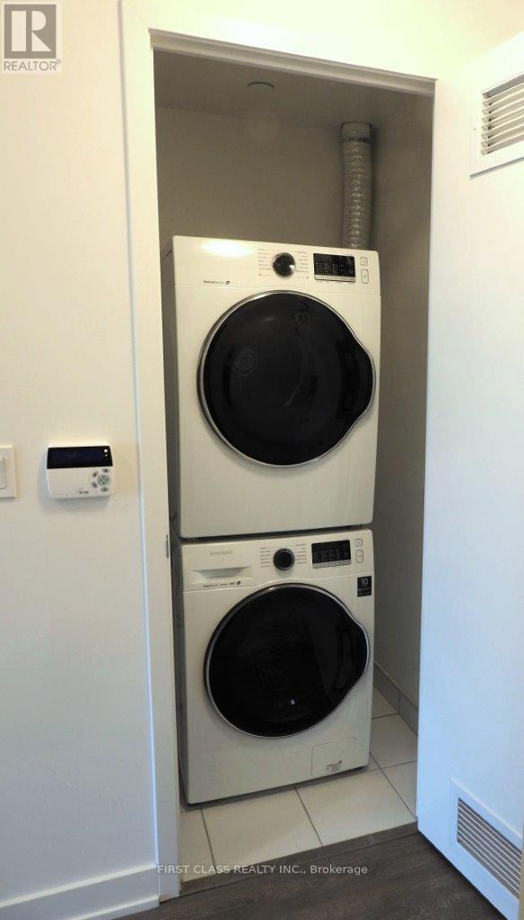 1211 - 99 Broadway Avenue, Toronto, Ontario  M4P 0E4 - Photo 16 - C12672980