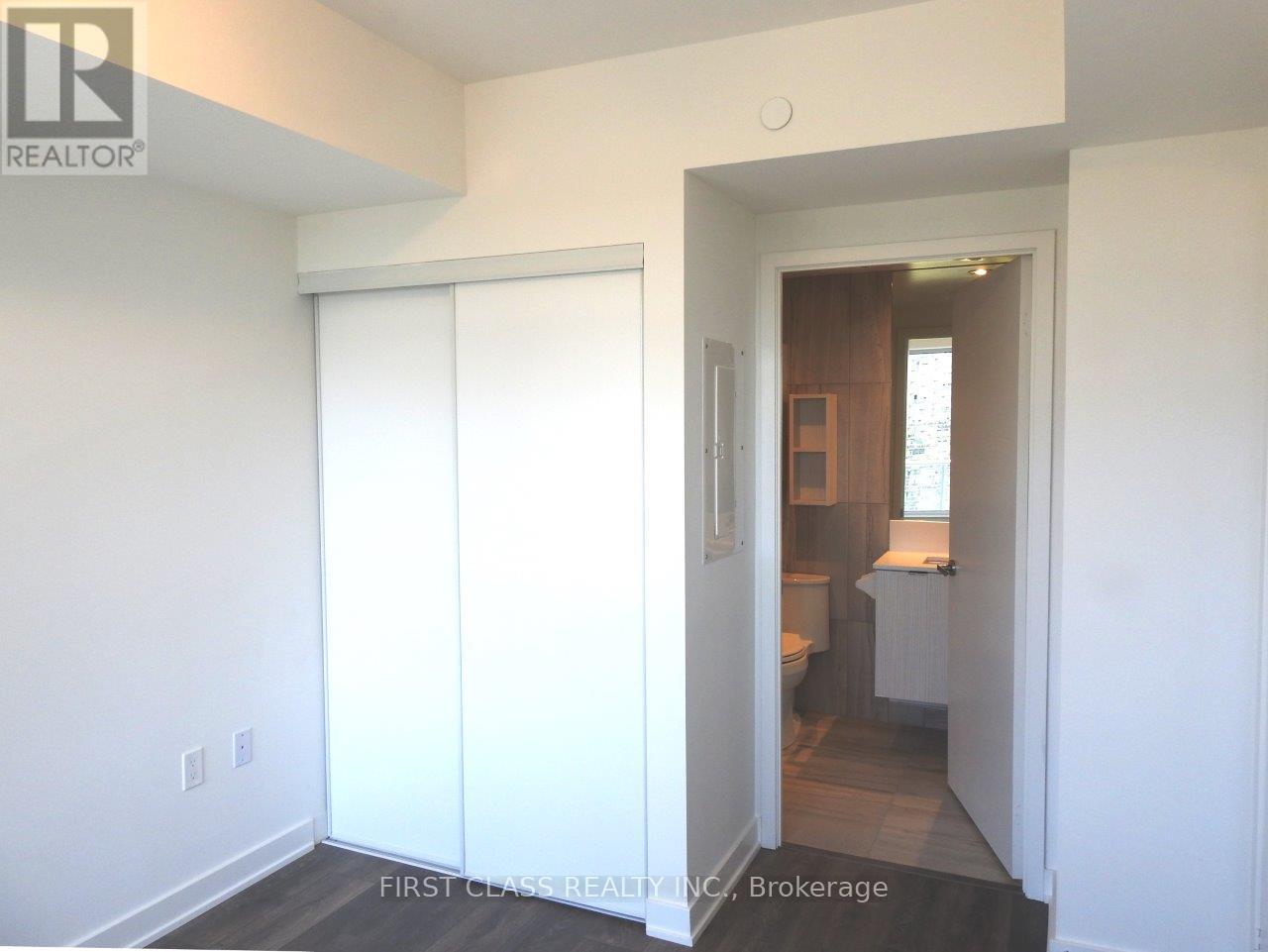 1211 - 99 Broadway Avenue, Toronto, Ontario  M4P 0E4 - Photo 9 - C12672980