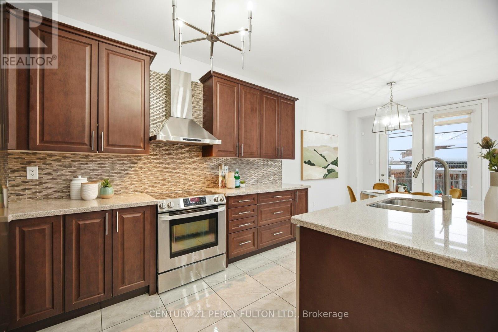 2415 Kentucky Derby Way, Oshawa, Ontario  L1H 7K4 - Photo 8 - E12672860