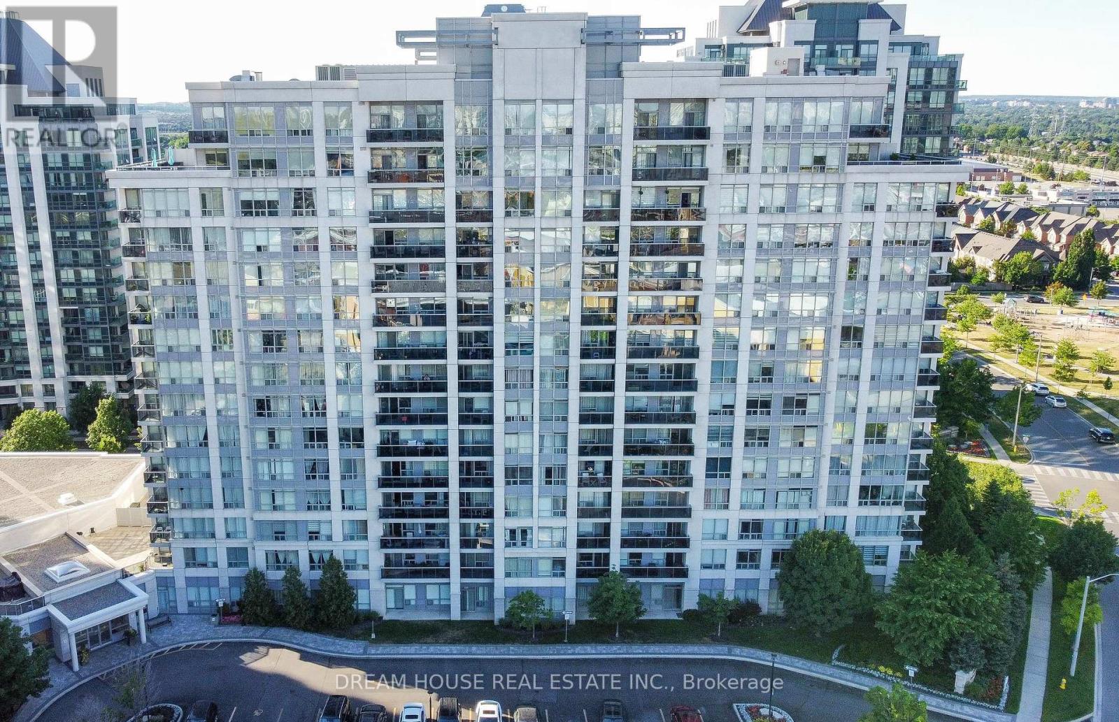 114 - 50 Disera Drive, Vaughan, Ontario  L4J 9E9 - Photo 2 - N12672884