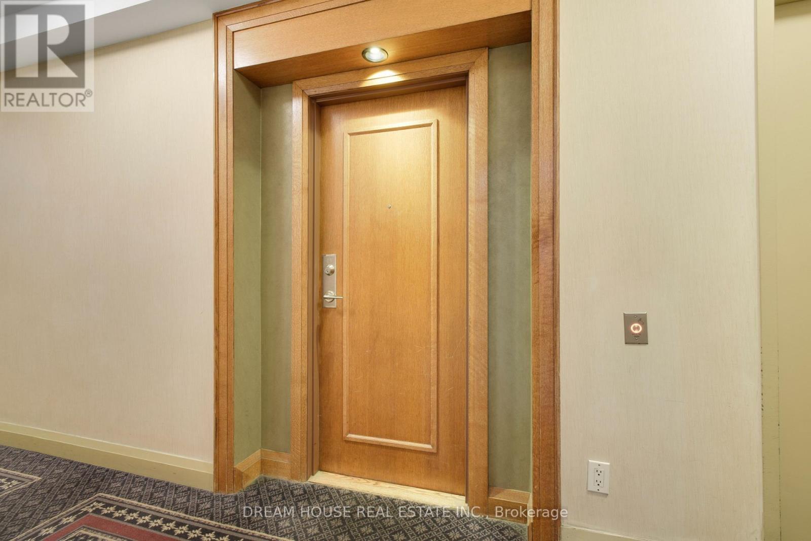 114 - 50 Disera Drive, Vaughan, Ontario  L4J 9E9 - Photo 9 - N12672884