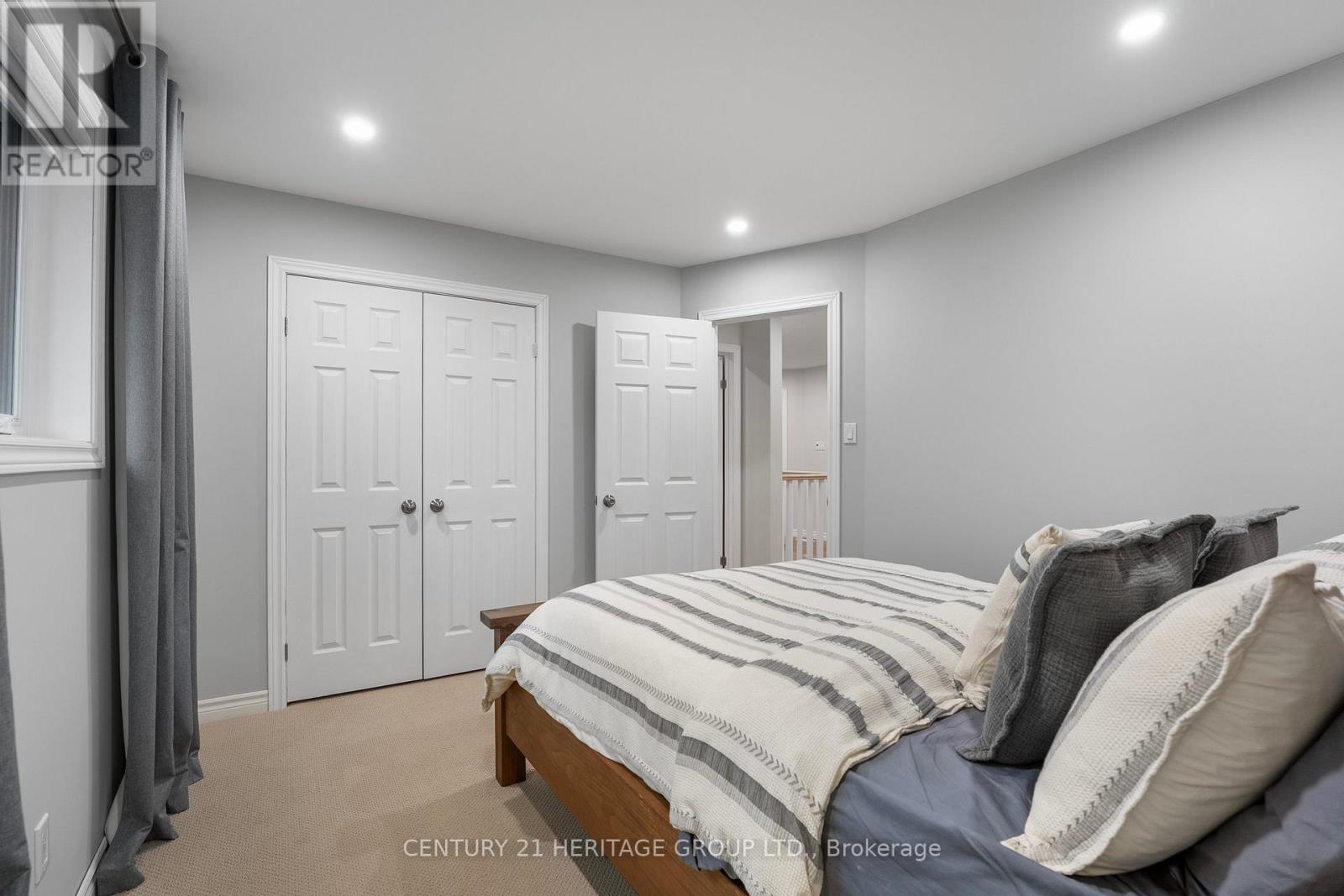 31 Fox Run Lane, Bradford West Gwillimbury (Bradford), Ontario  L3Z 2J1 - Photo 14 - N12672968