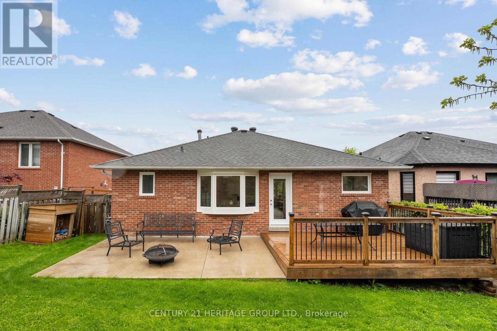 31 Fox Run Lane, Bradford West Gwillimbury (Bradford), Ontario  L3Z 2J1 - Photo 35 - N12672968