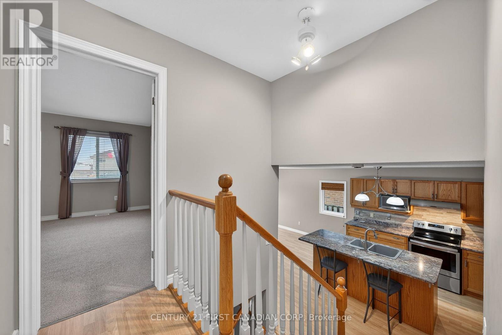 33 Juniper Crescent, Strathroy-Caradoc, Ontario  N7G 4G4 - Photo 11 - X12666182