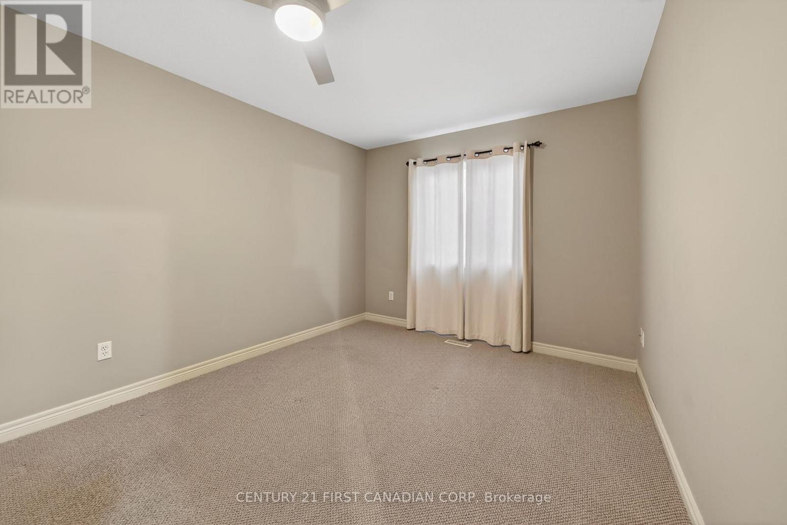 33 Juniper Crescent, Strathroy-Caradoc, Ontario  N7G 4G4 - Photo 14 - X12666182