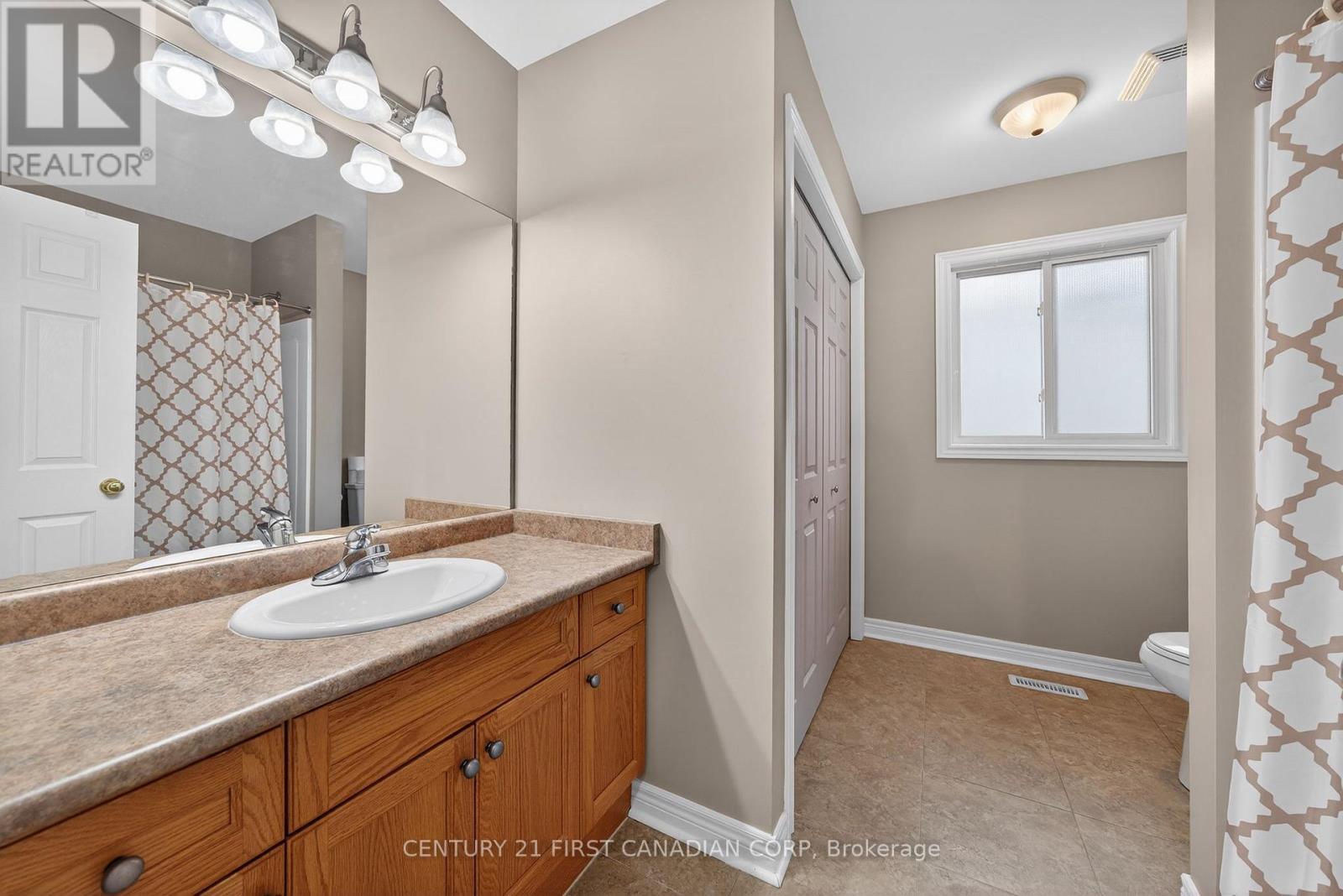 33 Juniper Crescent, Strathroy-Caradoc, Ontario  N7G 4G4 - Photo 16 - X12666182