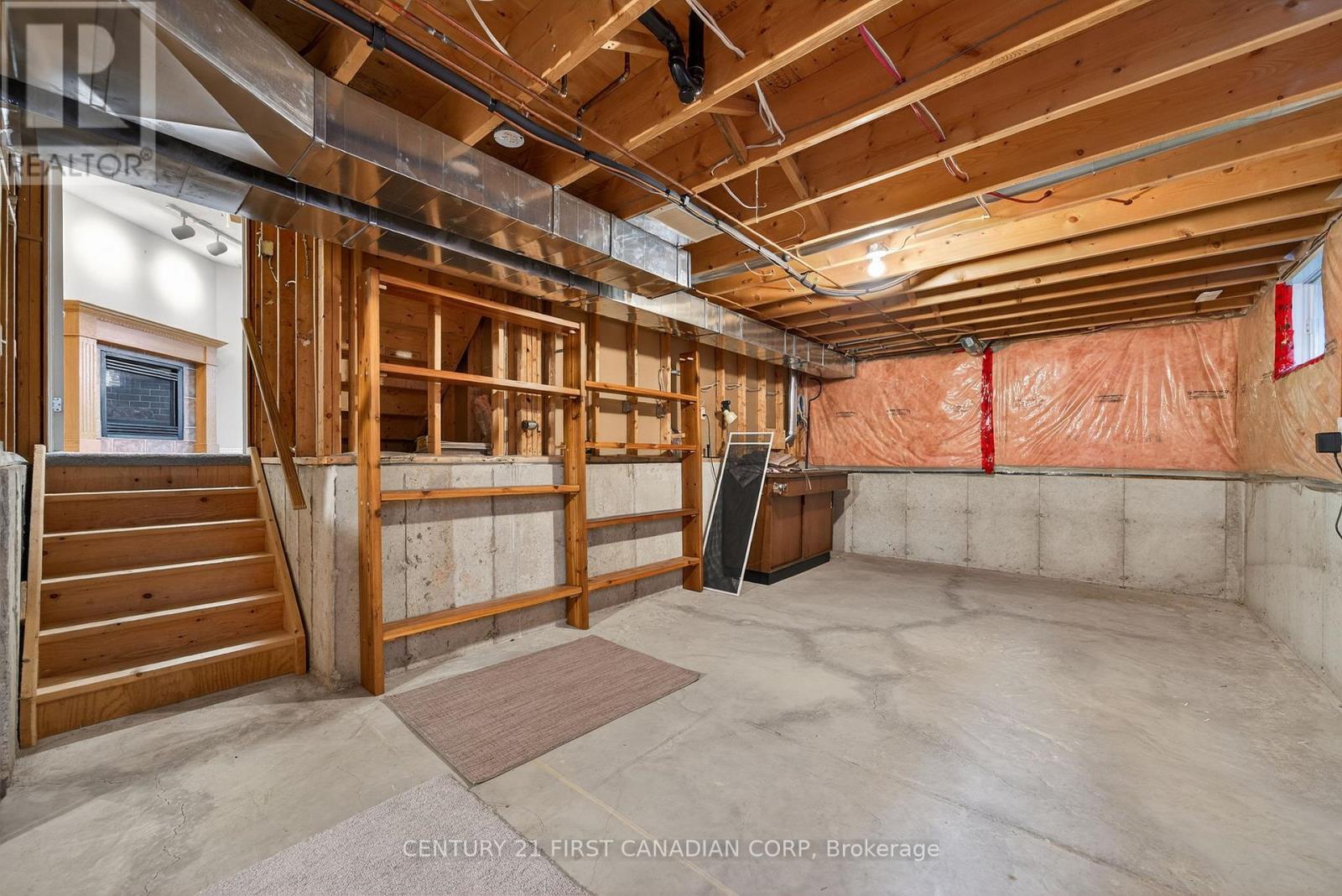 33 Juniper Crescent, Strathroy-Caradoc, Ontario  N7G 4G4 - Photo 24 - X12666182