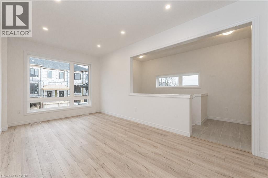 2 Sora Lane, Guelph, Ontario N1E 0T4 - Photo 2 - 40796579