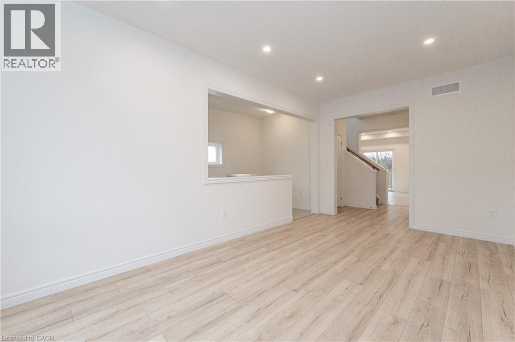 2 Sora Lane, Guelph, Ontario N1E 0T4 - Photo 3 - 40796579