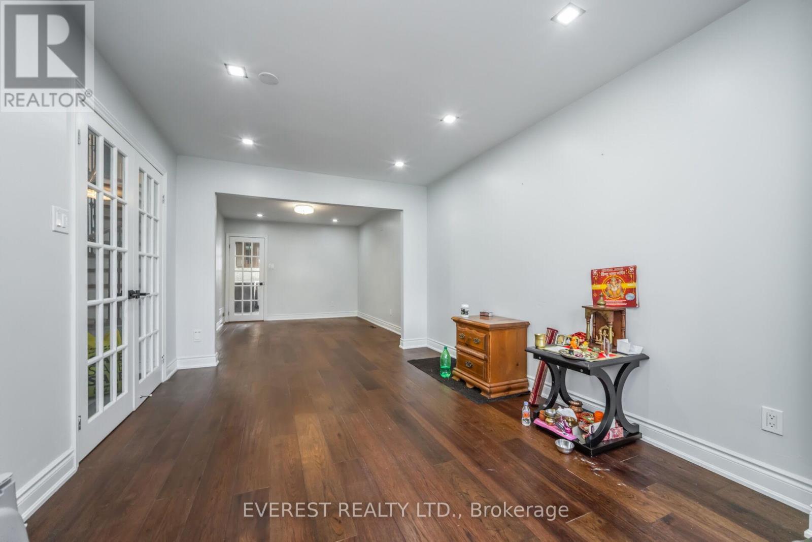 96 Ravenswood Drive, Brampton, Ontario  L6Y 3Z9 - Photo 18 - W12672916