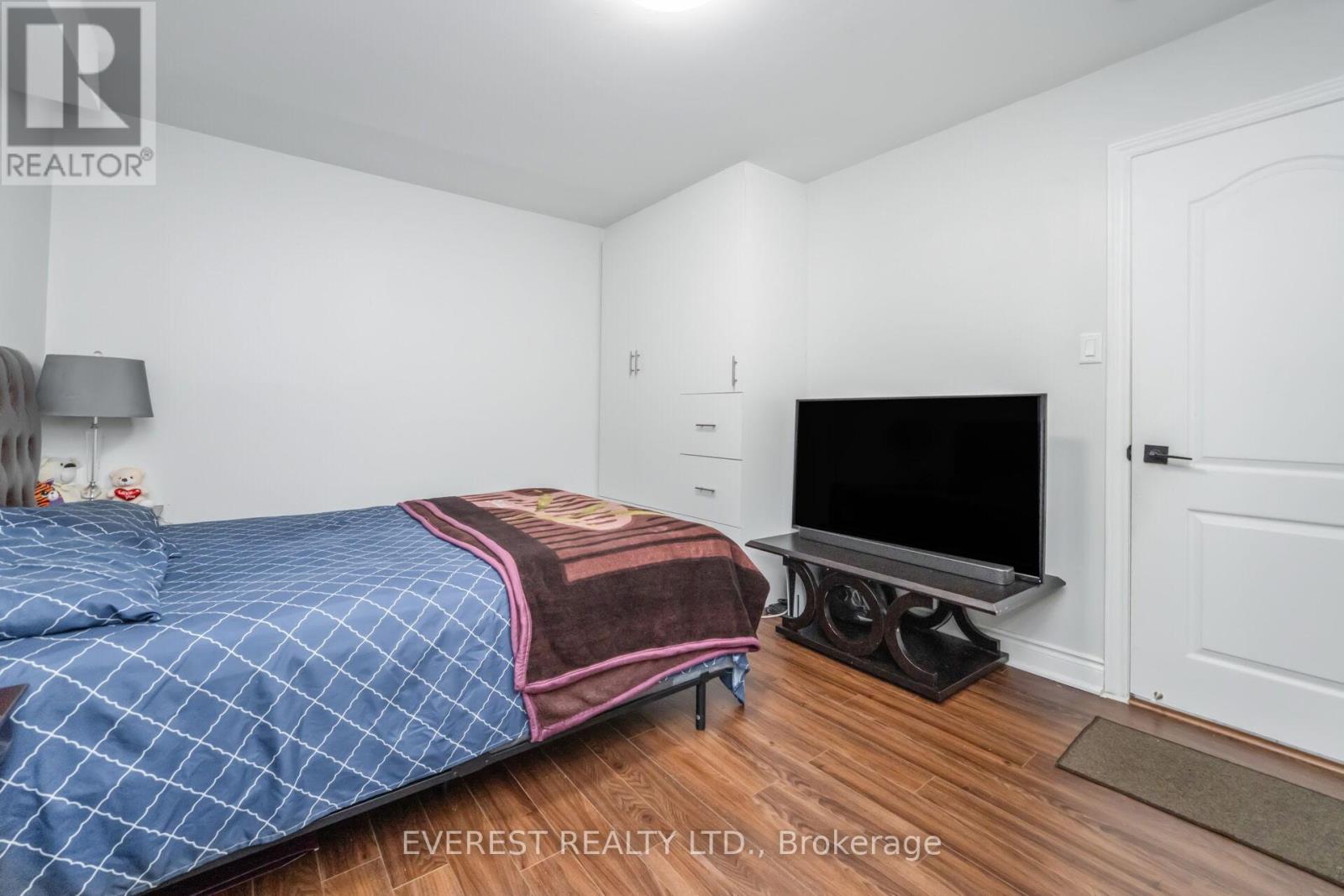 96 Ravenswood Drive, Brampton, Ontario  L6Y 3Z9 - Photo 21 - W12672916