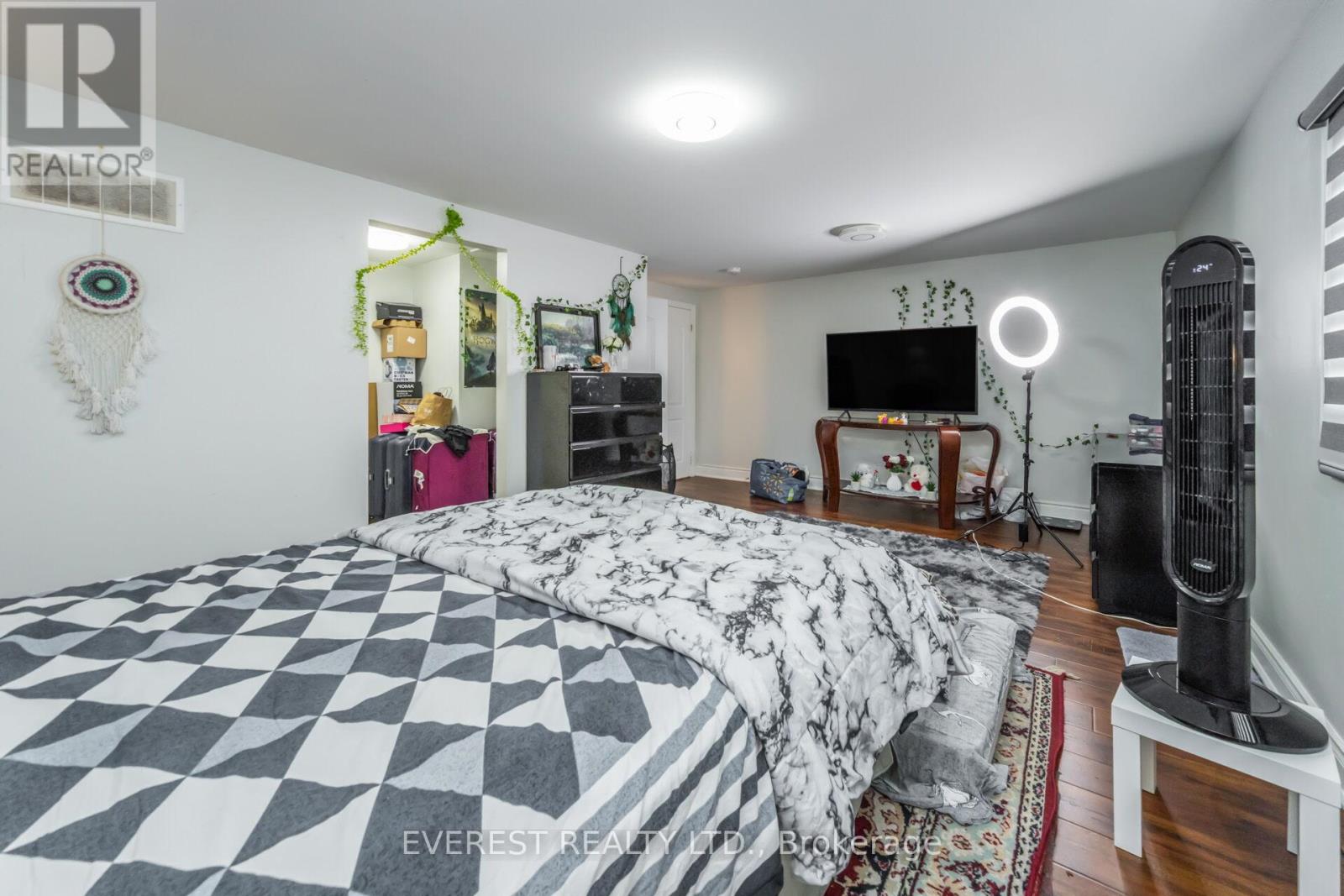 96 Ravenswood Drive, Brampton, Ontario  L6Y 3Z9 - Photo 28 - W12672916