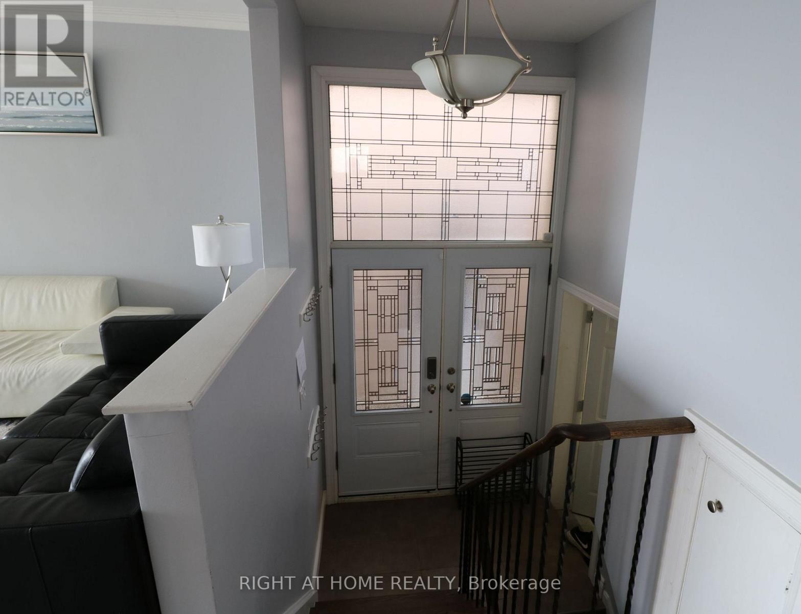 7 Eleventh Street, Toronto, Ontario  M8V 3G2 - Photo 10 - W12672948