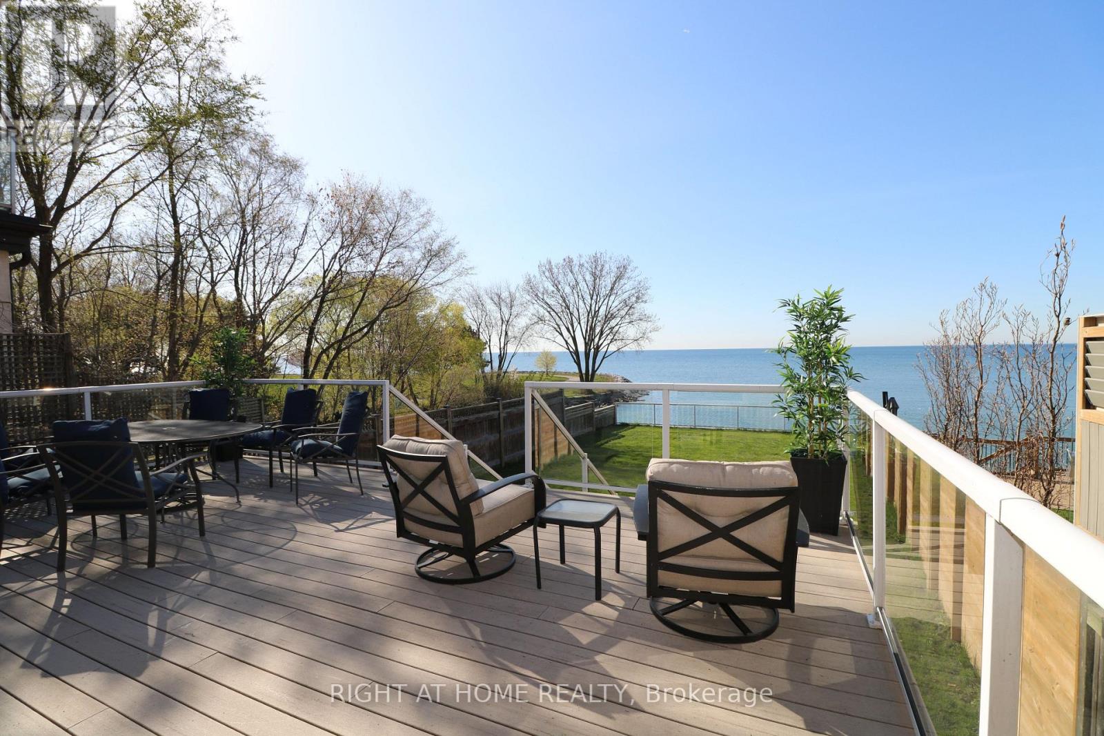 7 Eleventh Street, Toronto, Ontario  M8V 3G2 - Photo 5 - W12672948