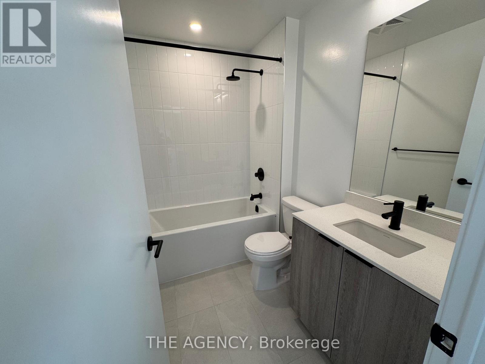 1906 - 2495 Eglinton Avenue W, Mississauga, Ontario  L5M 2T2 - Photo 16 - W12672950