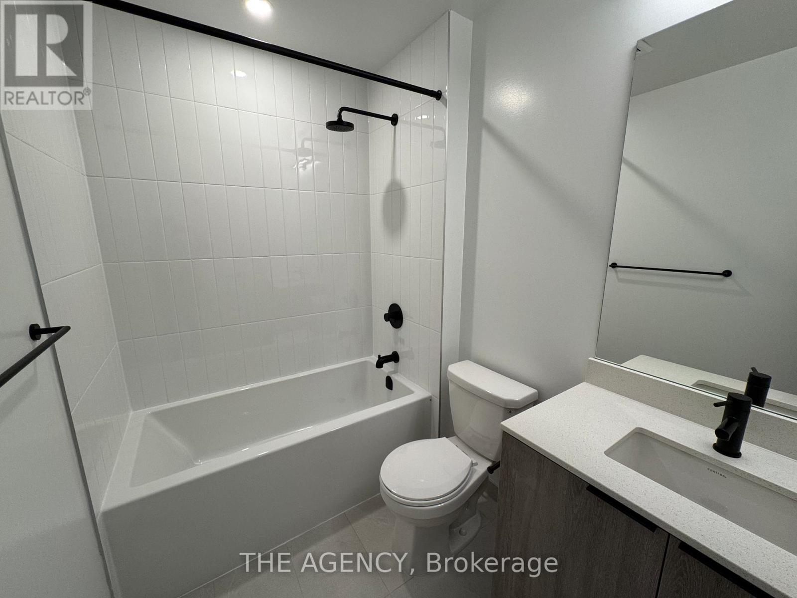 1906 - 2495 Eglinton Avenue W, Mississauga, Ontario  L5M 2T2 - Photo 18 - W12672950